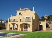 Villa Andaluz - Facing the Med, private gardens, terraces & heated pool